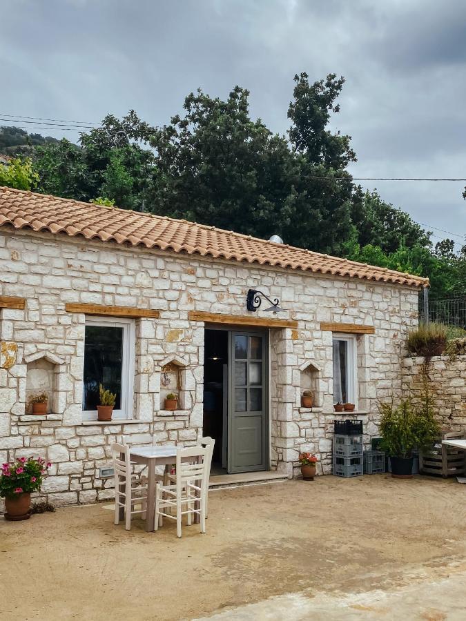 Elea Guesthouse Himare Eksteriør bilde