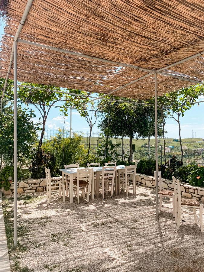 Elea Guesthouse Himare Eksteriør bilde