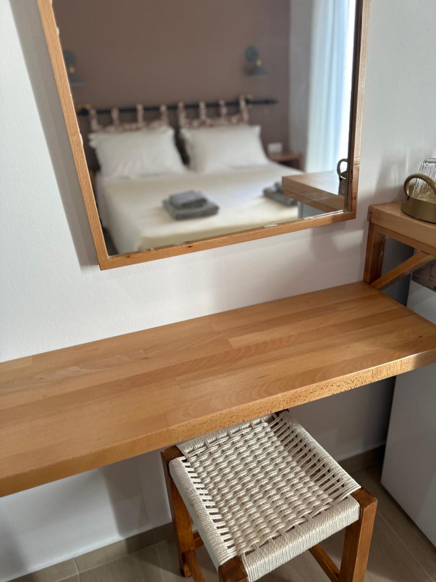 Elea Guesthouse Himare Eksteriør bilde