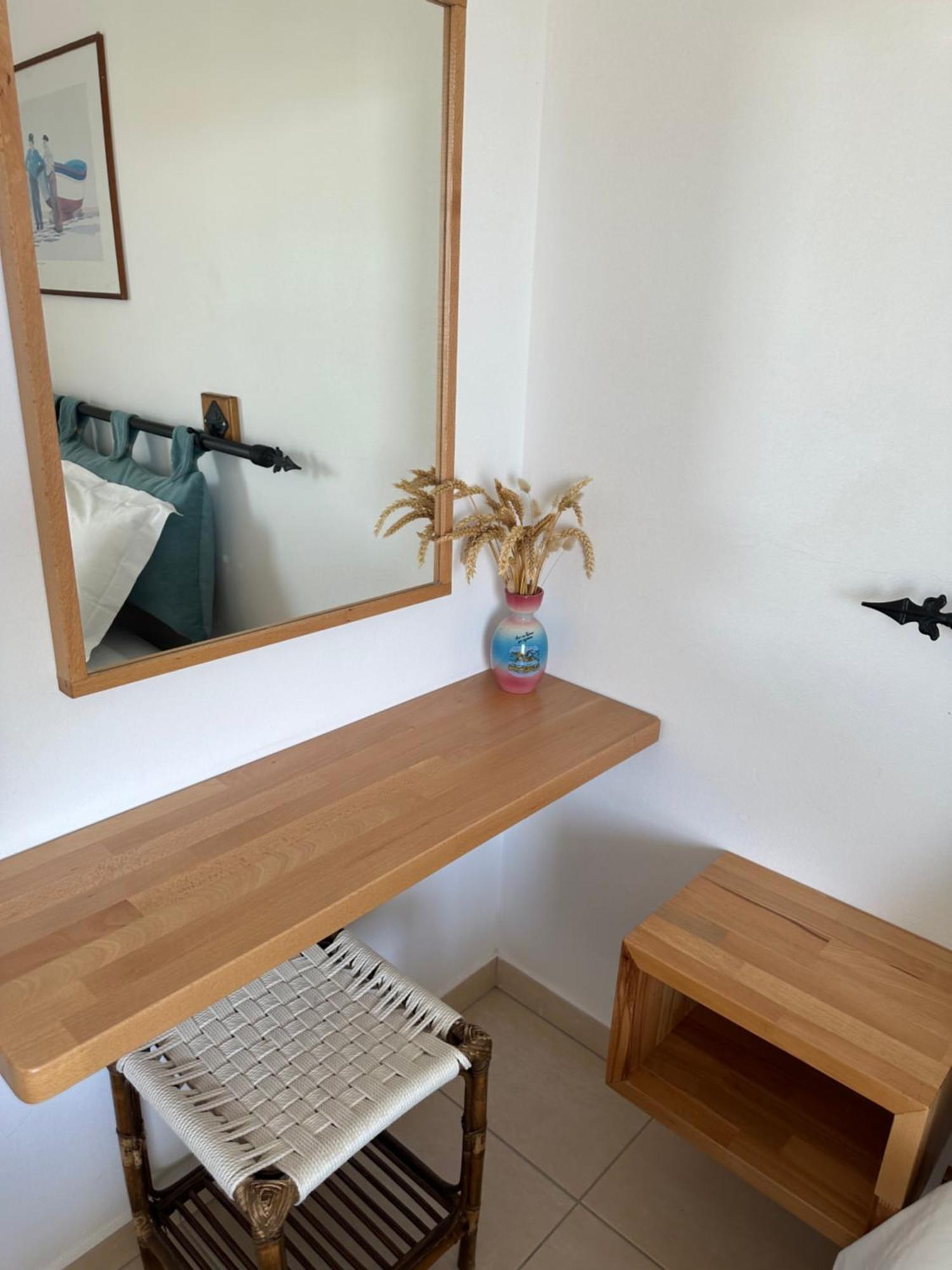 Elea Guesthouse Himare Eksteriør bilde