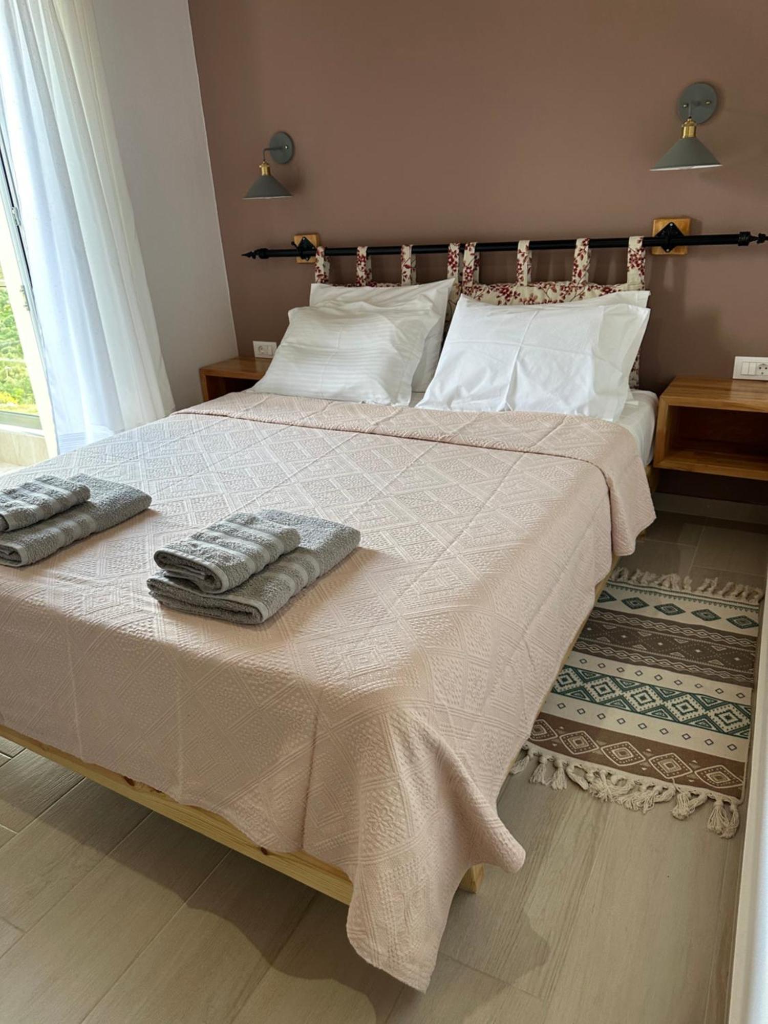 Elea Guesthouse Himare Eksteriør bilde